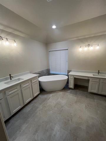 Building Photo - 2032 Stonecourt Dr