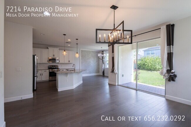 Building Photo - 7214 Paradiso Dr