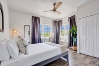 Building Photo - 8118 Harding Ave