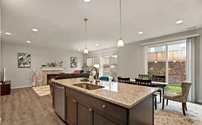 Building Photo - Beautiful 4-Bedroom Lake Stevens Home on a Corner Lot