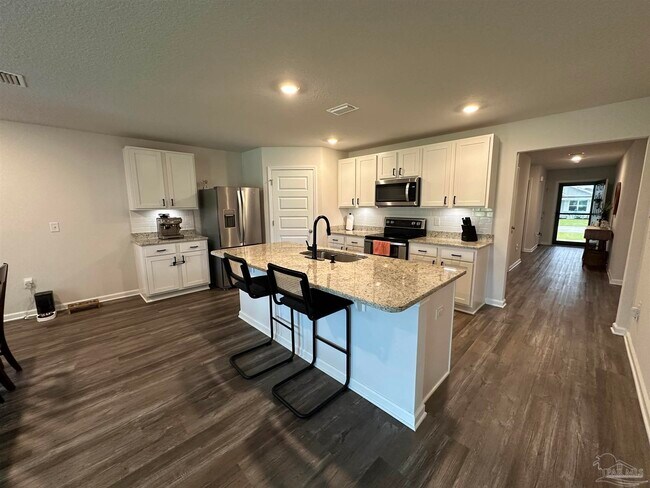 Building Photo - 4014 Whitetail Ln
