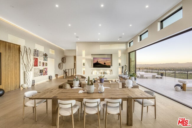 Building Photo - 22570 S Summit Ridge Cir