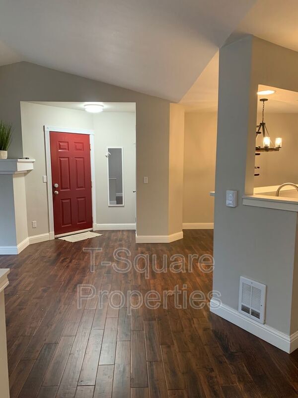 Building Photo - 15300 112th Ave NE