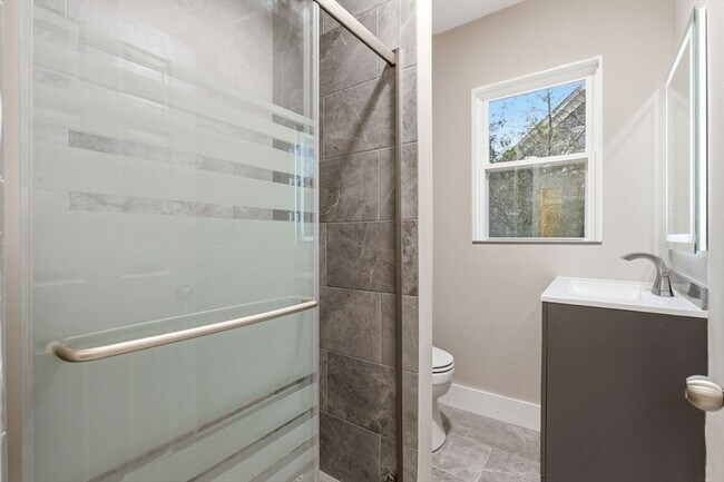 Building Photo - 43 Lonsdale St