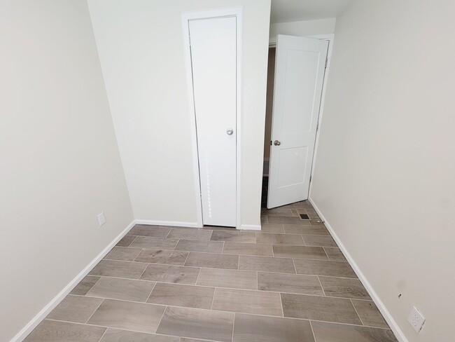 Building Photo - Charming 3 bedroom, 2 bath mobile home in ...