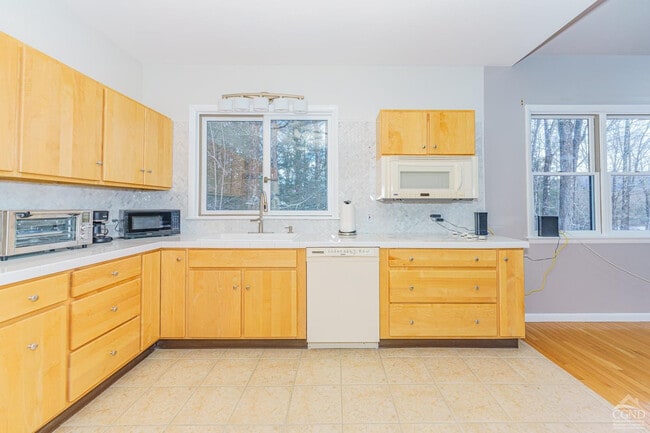 Building Photo - 105 McNamee Rd