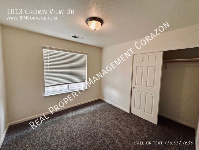 Building Photo - 1013 Crown View Dr