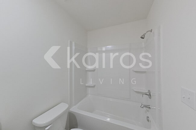 Building Photo - 7016 Moss Creek Way