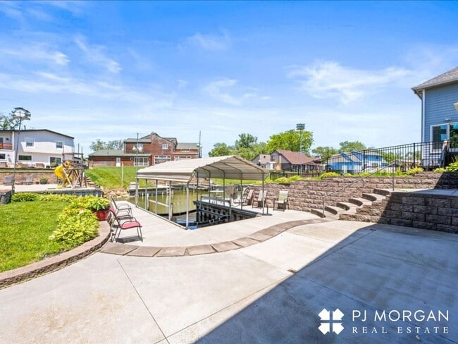 Building Photo - Relax. Recharge. Repeat. Lakefront Living ...