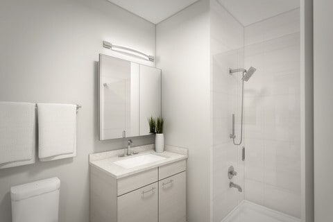 Building Photo - 76 E Lake St