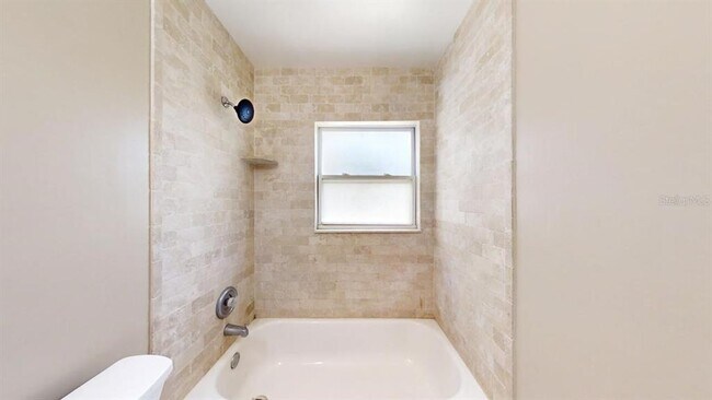 Building Photo - 4902 Largo Terrace