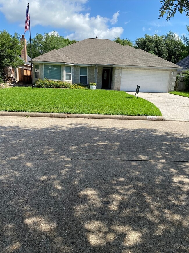 Building Photo - 2023 Havenhouse Dr