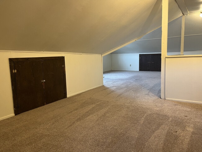 Building Photo - 720 Bellefonte Avenue