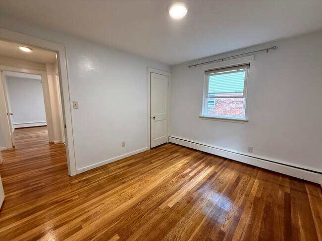 Building Photo - 45 Aldrich Rd