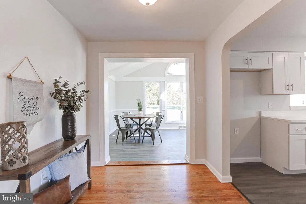 Galley - 2360 Sycamore Rd