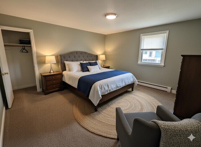 Building Photo - 180 N Main St