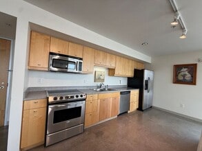 Building Photo - $3,000 | 1 Bedroom, 2 Bathroom Luxury Cond...