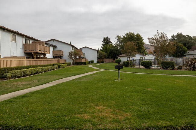 Building Photo - 300 American Canyon Rd