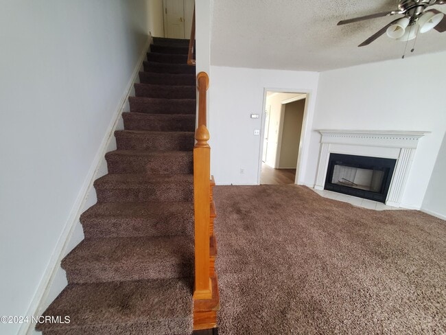 Building Photo - 3805 Sterling Pointe Dr