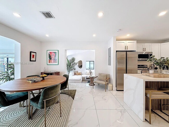 Building Photo - 1367 NW 41st St