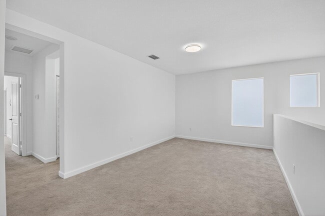Building Photo - 4320 Buttonwood Dr