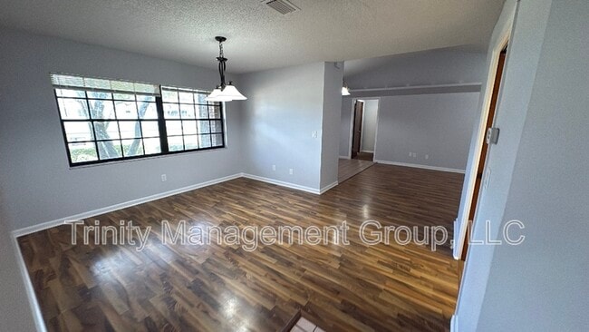 Building Photo - 4726 Sheffield Rd