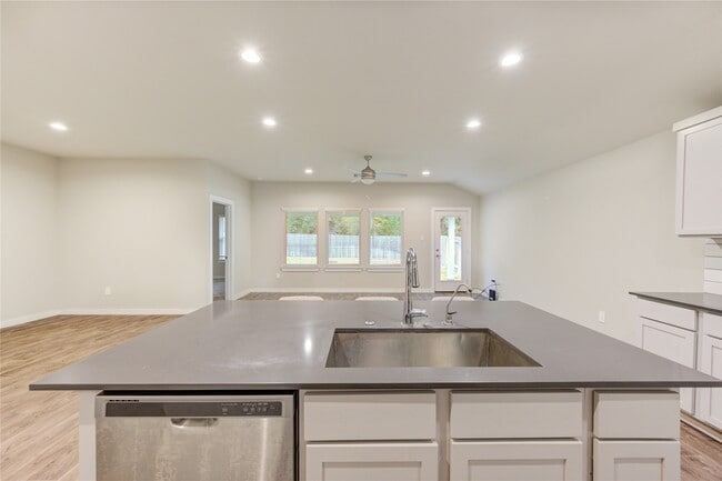 Building Photo - 14245 Wonder Lake Ln