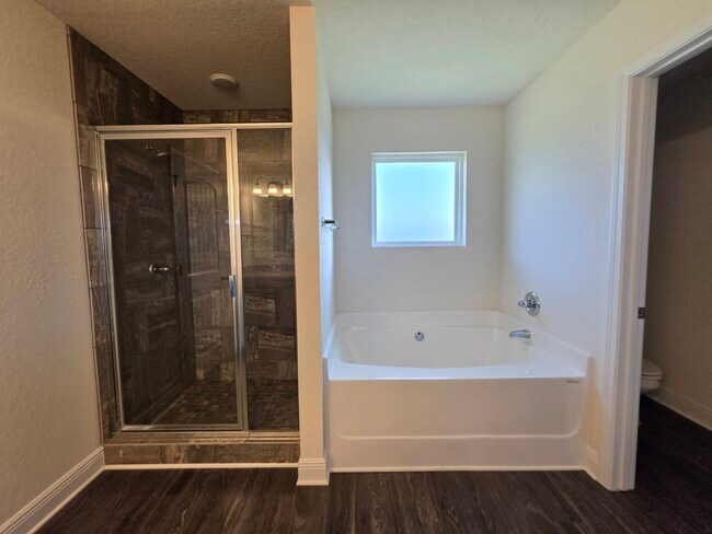Building Photo - 6229 Redberry Dr