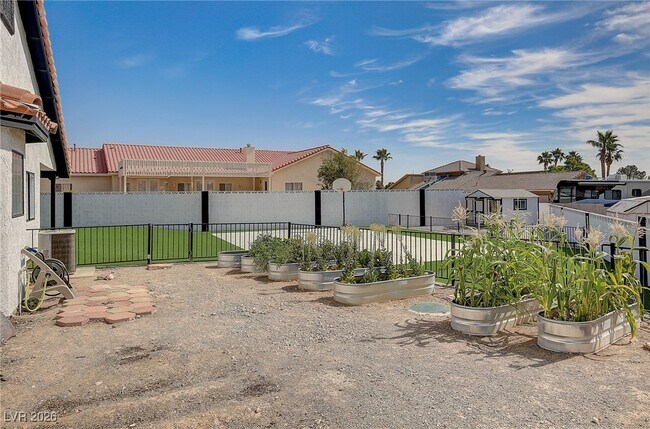 Building Photo - 7378 Kayvani Ct