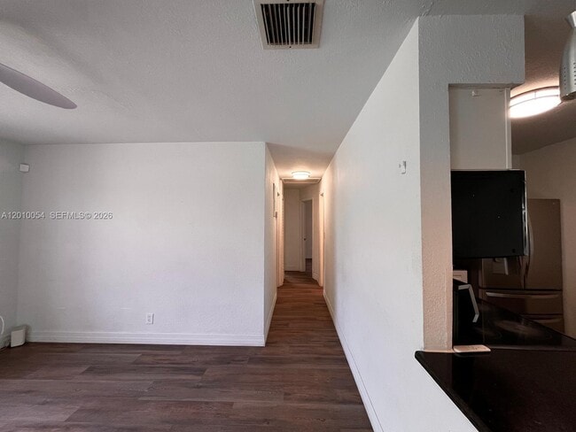 Building Photo - 6232 NW 15th Ct