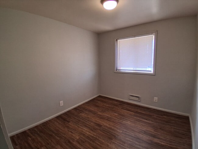 Building Photo - 21 Pennsylvania-