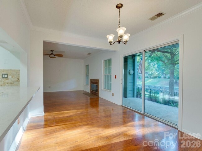 Building Photo - 19827 Henderson Rd