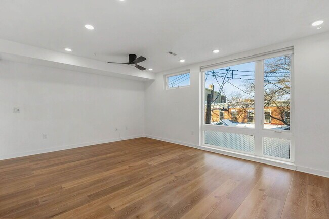 Building Photo - 4516 Osage Ave