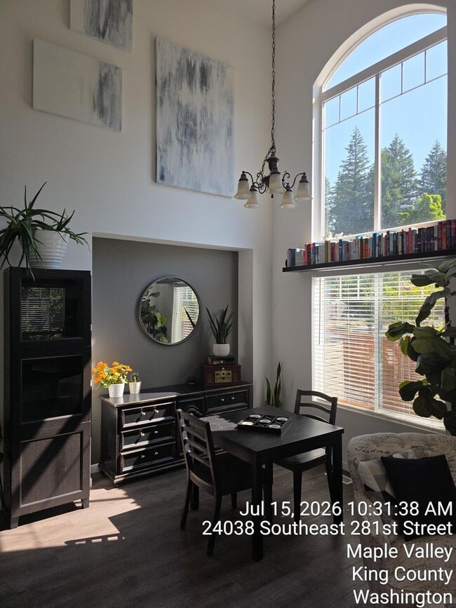 Building Photo - 4-Bedroom Corner-Lot Home | Central A/C | Carpet-Free Living | Walk to Schools, Parks and Cedar R...