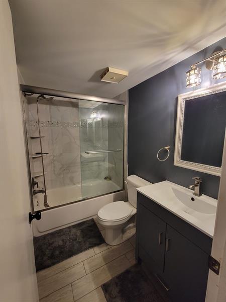 Building Photo - 22100 Palms Way