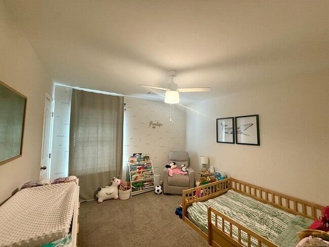 Building Photo - 221 Dawsons Ml Wy