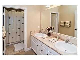 Building Photo - 4845 Carriage Run Dr