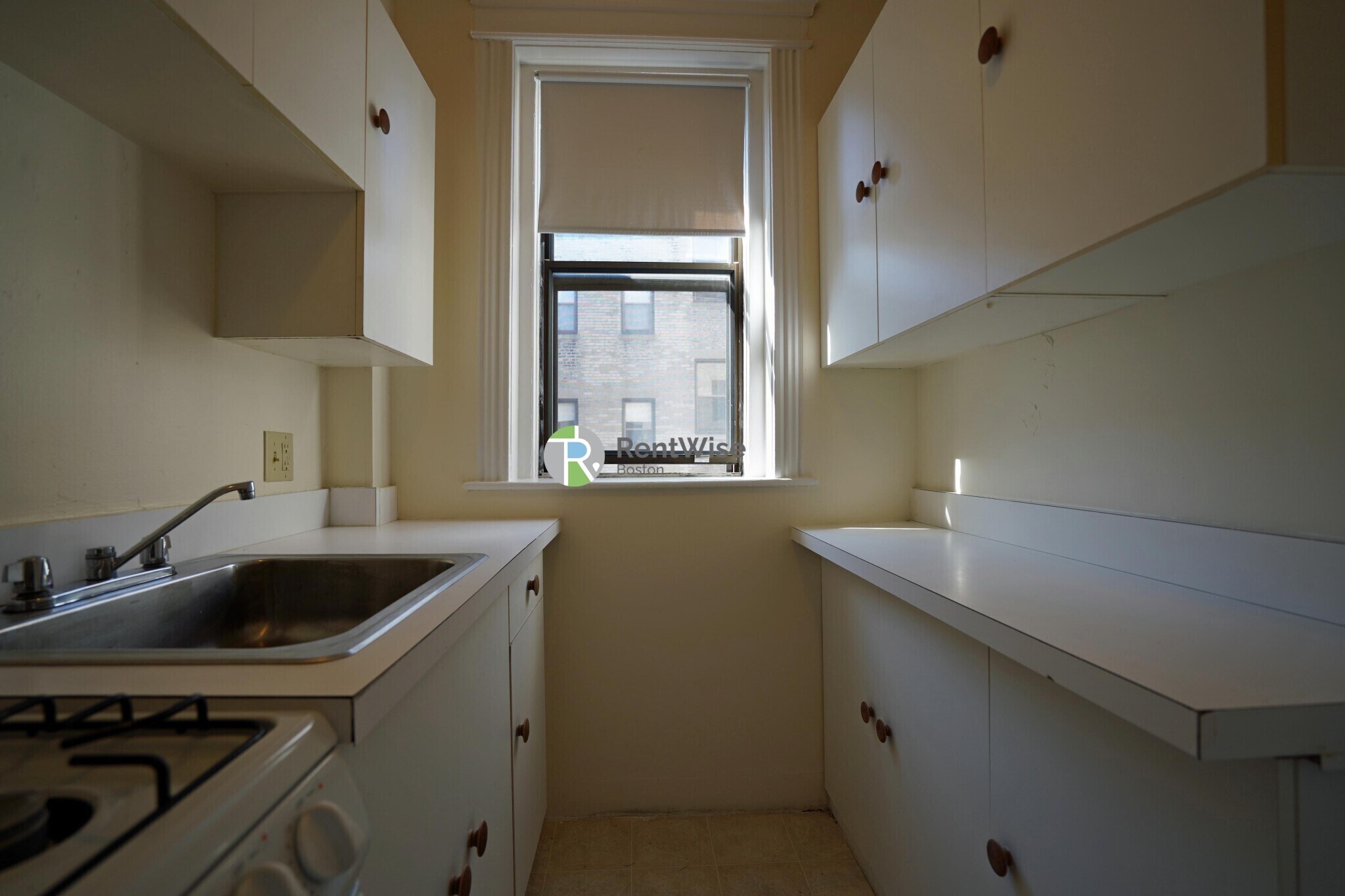 Building Photo - 1152 Commonwealth Ave