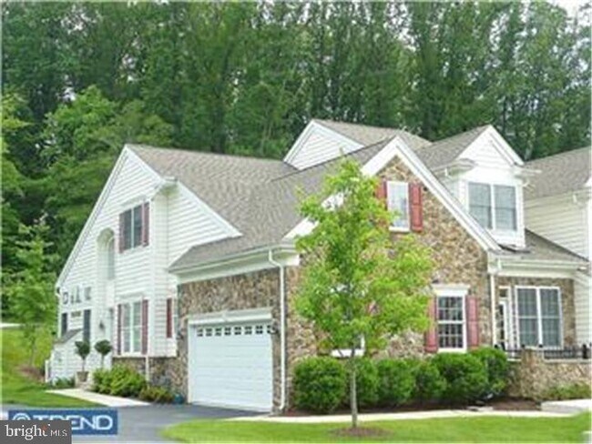 Building Photo - 122 Whiteland Hills Cir