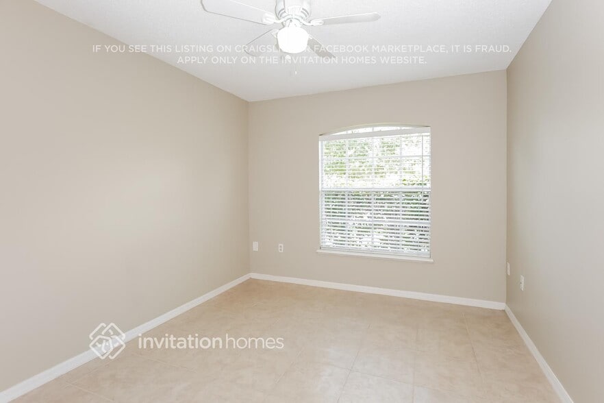 Building Photo - 1045 Brenton Leaf Dr