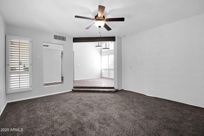 Building Photo - 4624 E Winston Dr