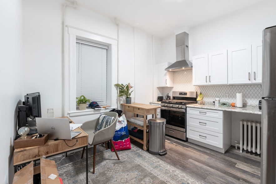 Building Photo - 140 Hamilton Ave