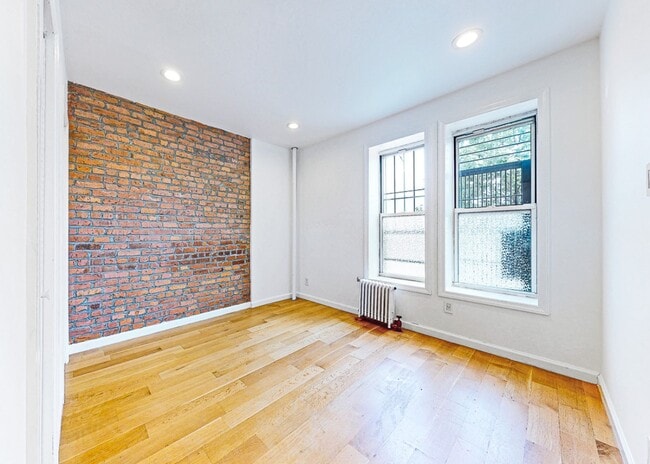 Building Photo - Edgecombe Avenue