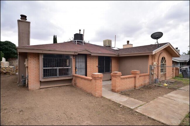 Building Photo - 2 bedroom in El Paso TX 79907