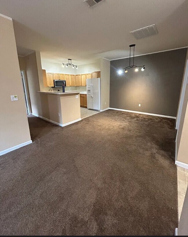 Building Photo - 8465 S Holland Way