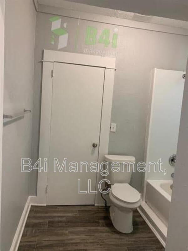 Building Photo - 4018 3rd Ave