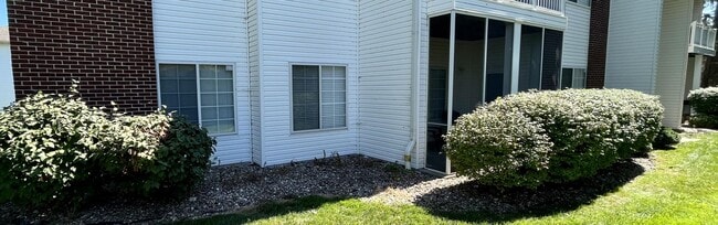 Building Photo - 1115 Kennesaw Ridge Rd