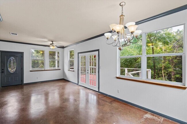 Building Photo - 15306 Oklahoma St