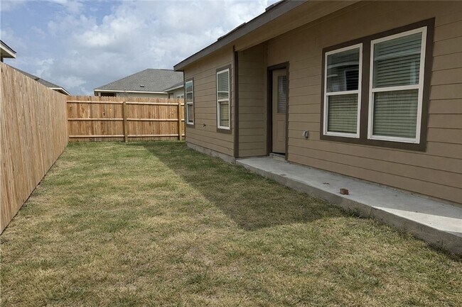 Building Photo - 7925 Wonder Woman Dr