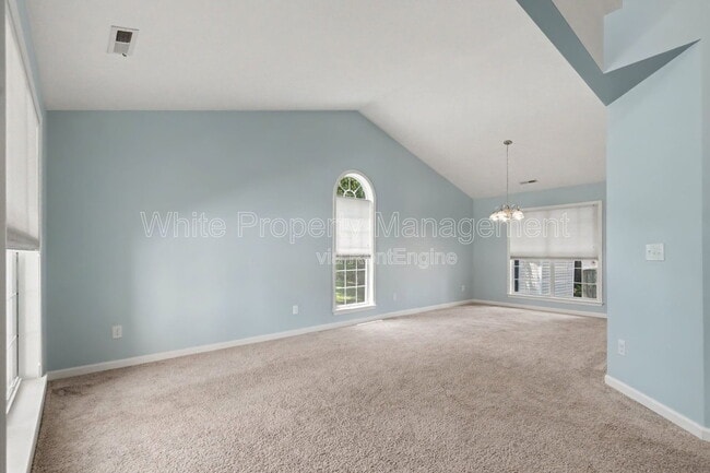 Building Photo - 13606 Red Wine Ct
